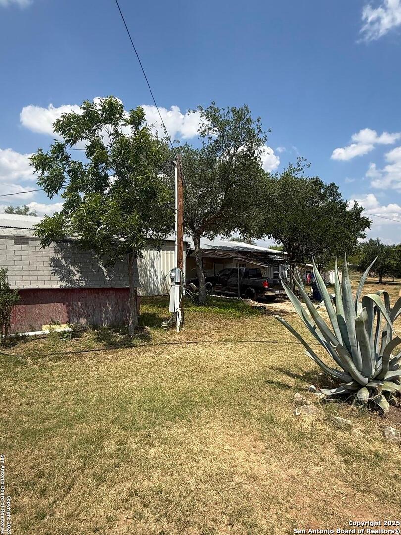806 State Highway 132 Natalia TX 78059