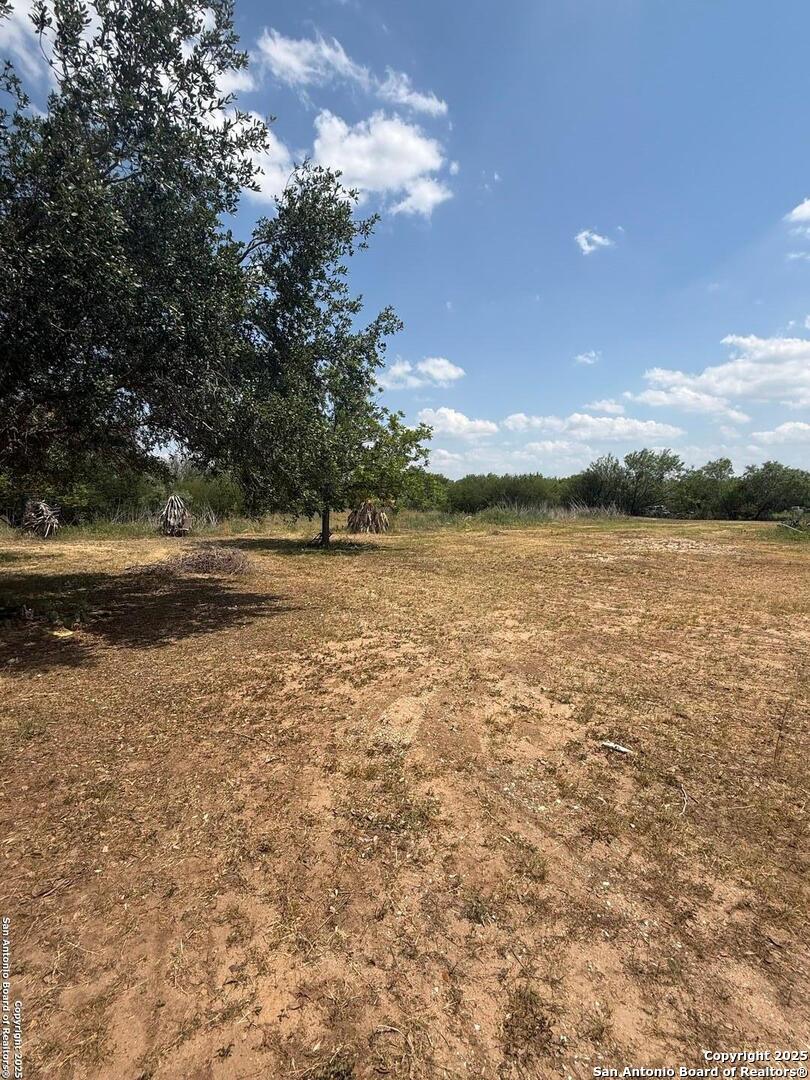 806 State Highway 132 Natalia TX 78059