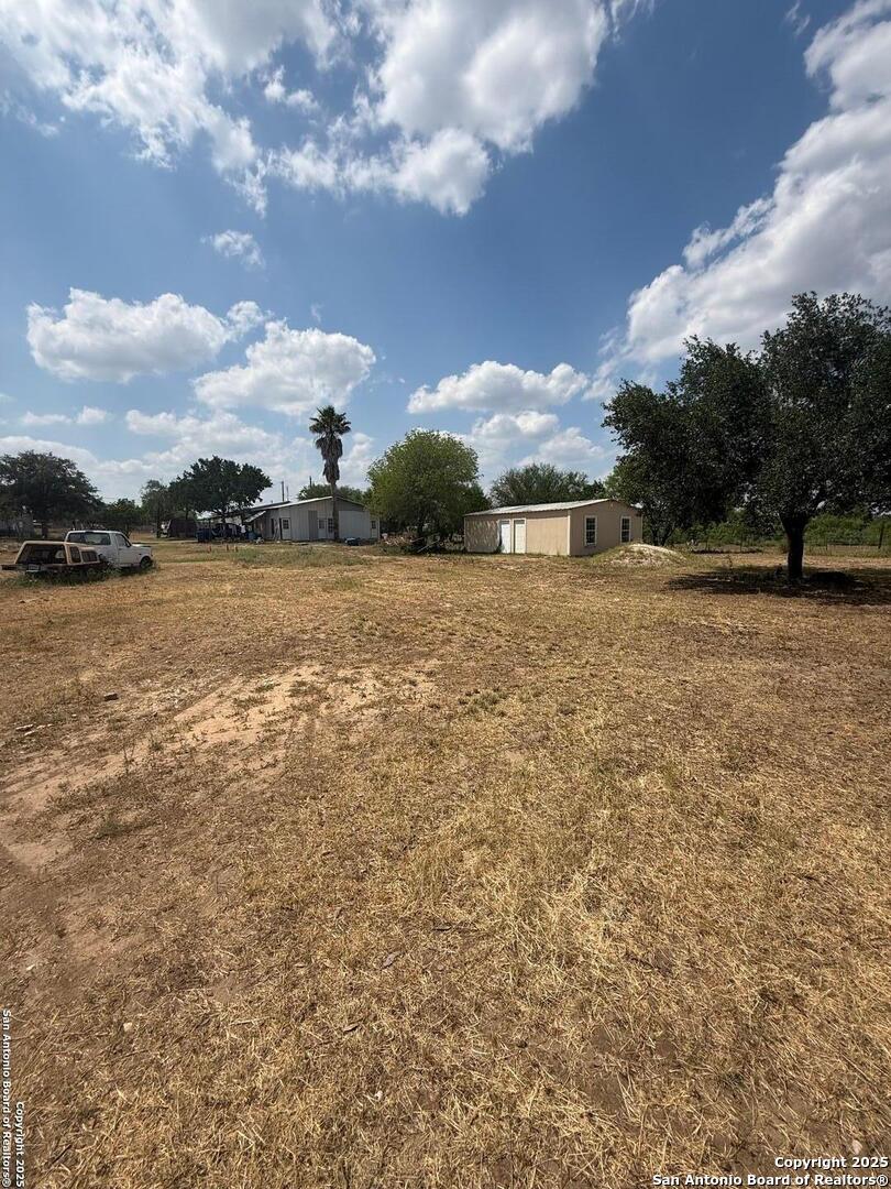 806 State Highway 132 Natalia TX 78059