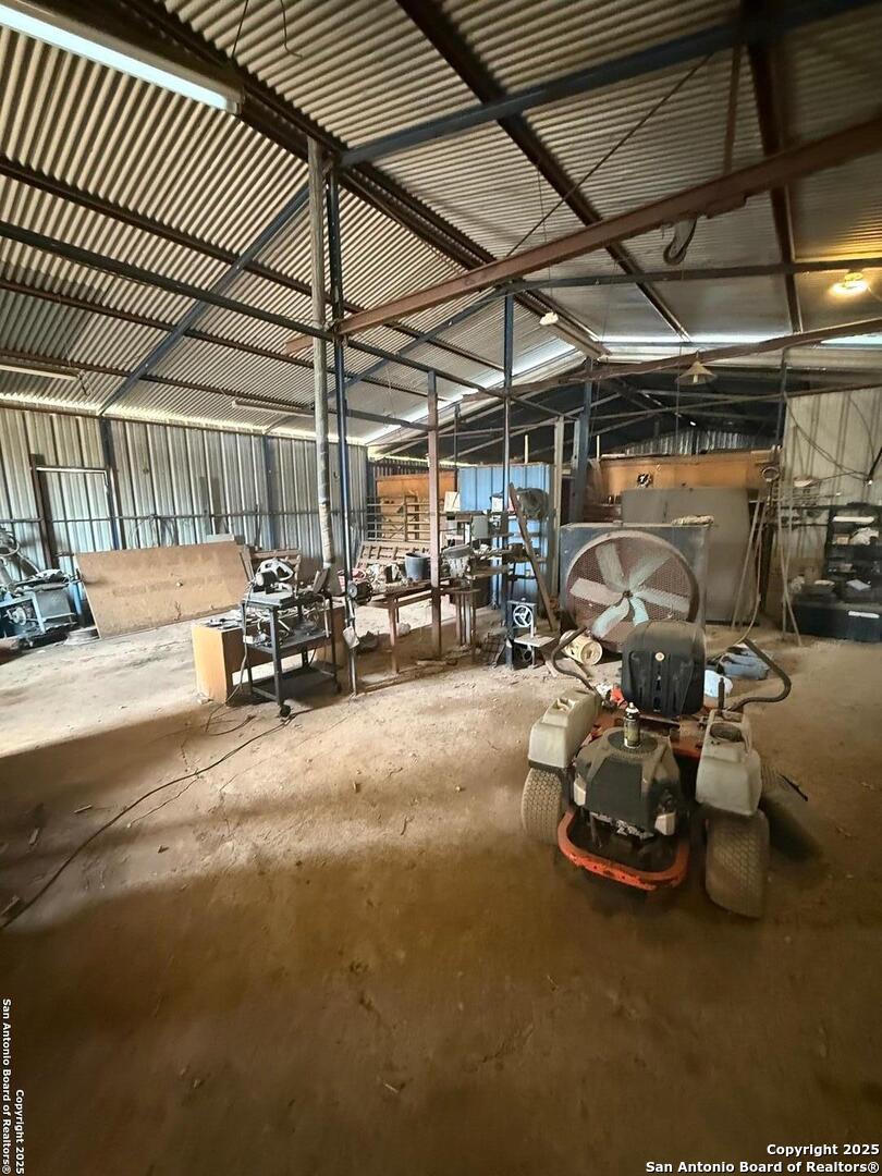 806 State Highway 132 Natalia TX 78059