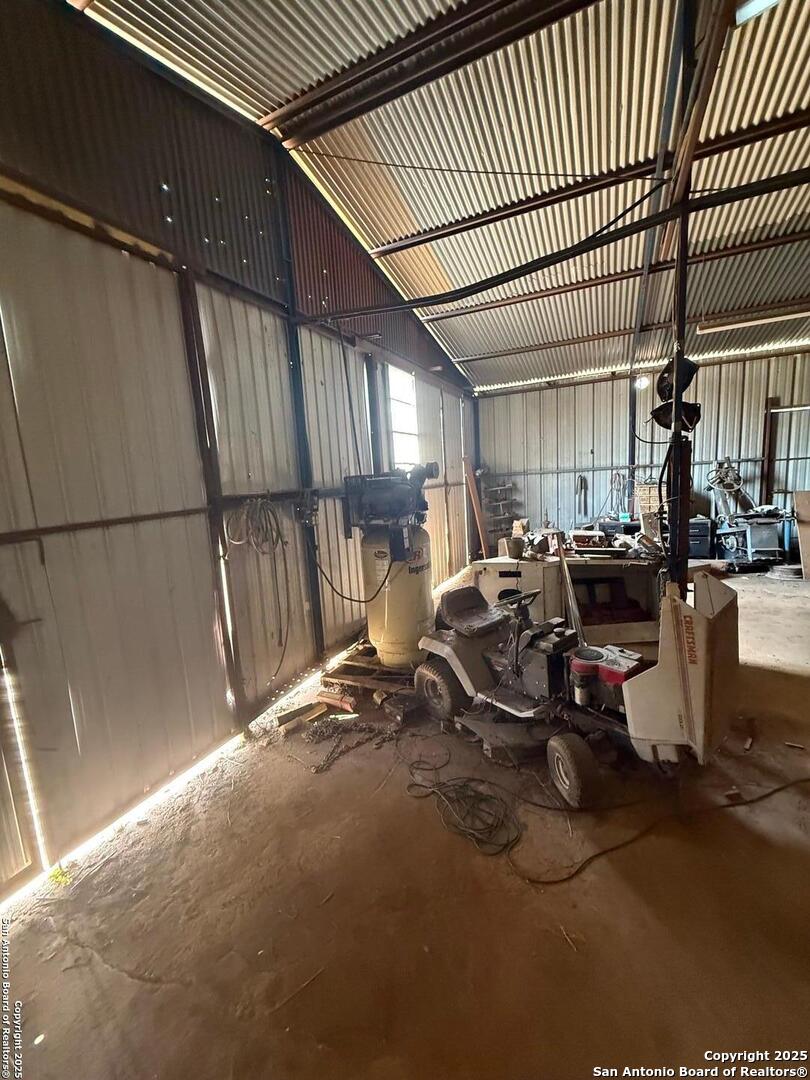 806 State Highway 132 Natalia TX 78059