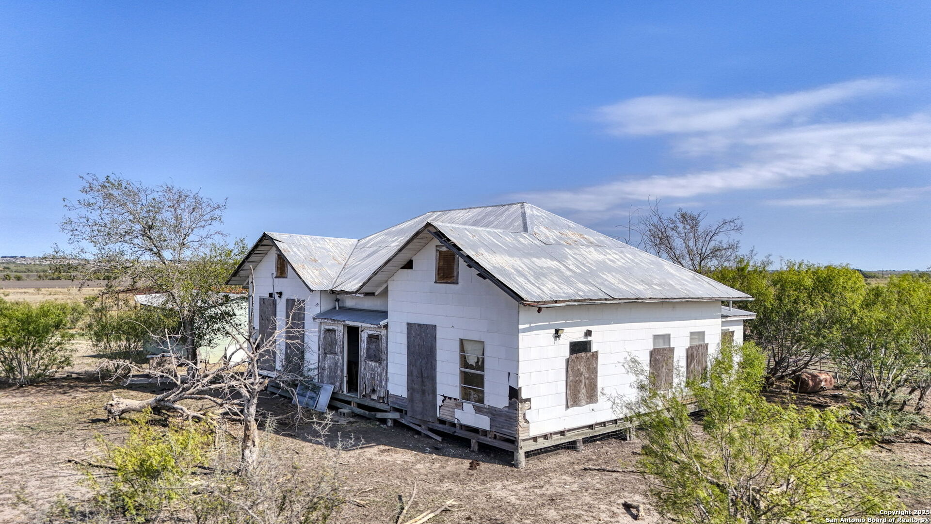 2780 Freudenburg St Hedwig TX 78152