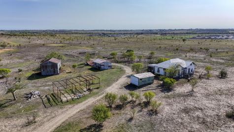 2780 Freudenburg St Hedwig TX 78152