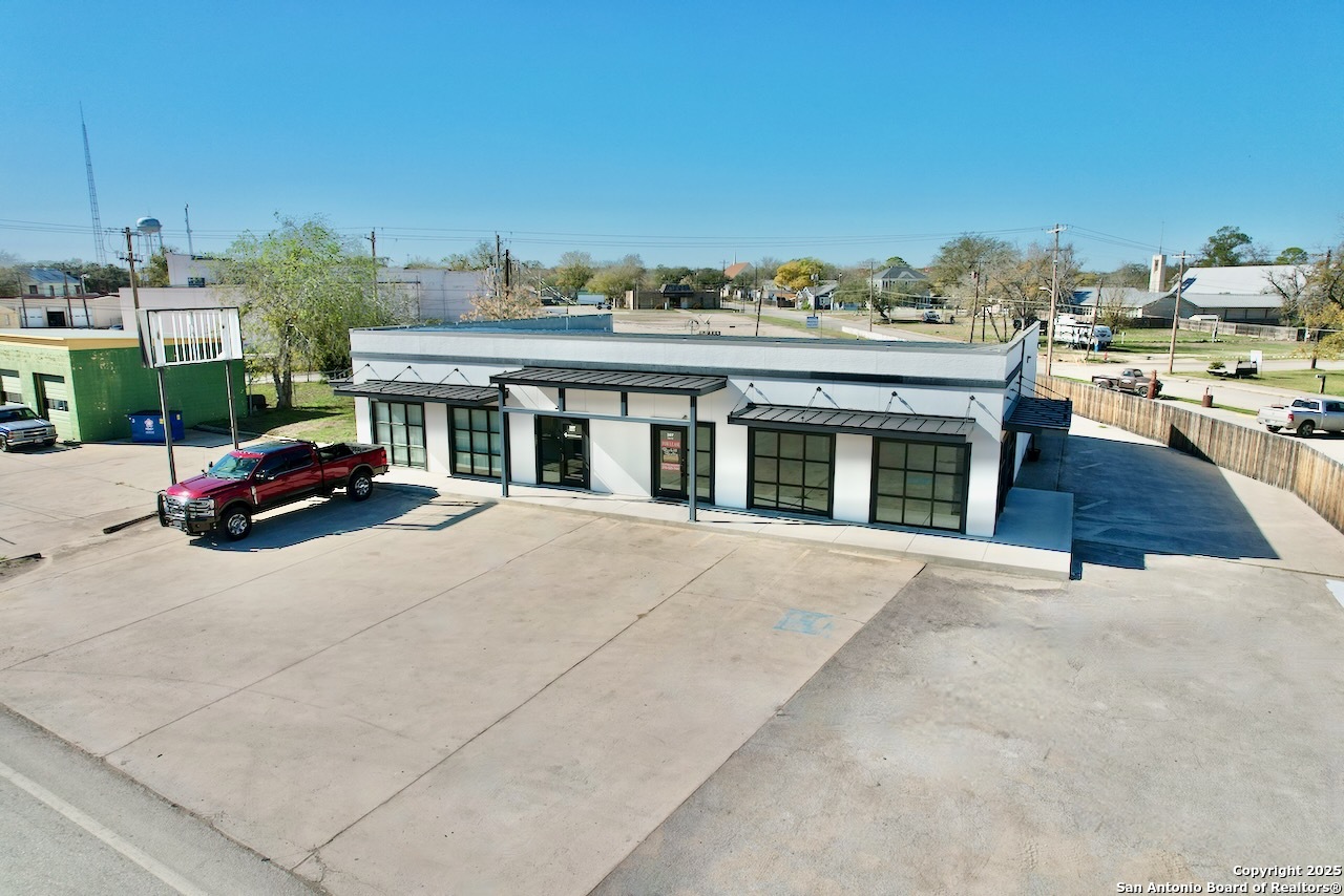 307 2nd Pleasanton TX 78064