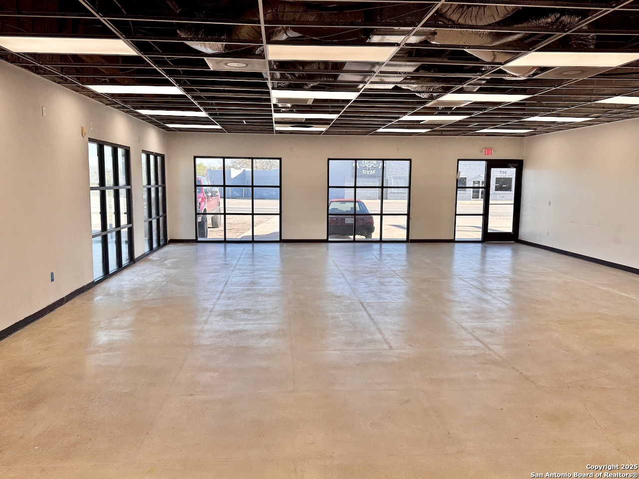 307 2nd Pleasanton TX 78064