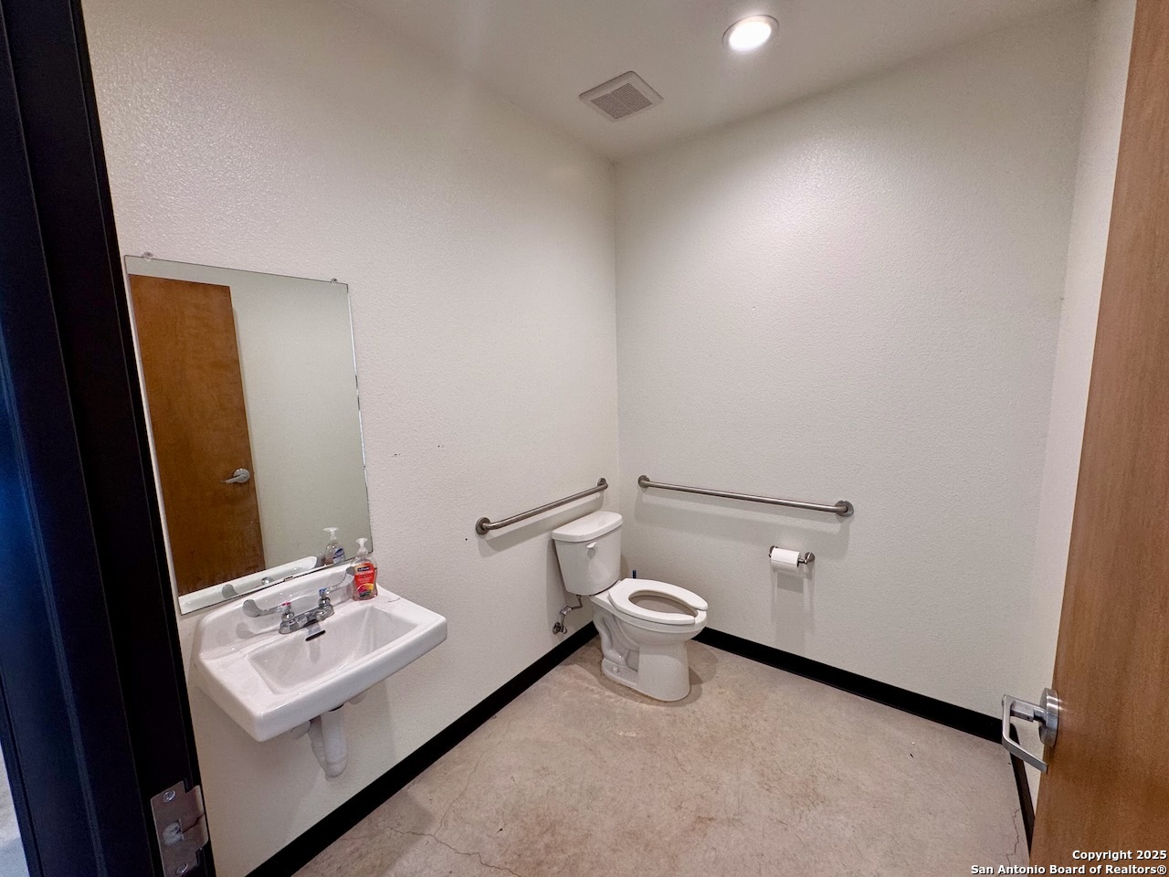 307 2nd Pleasanton TX 78064