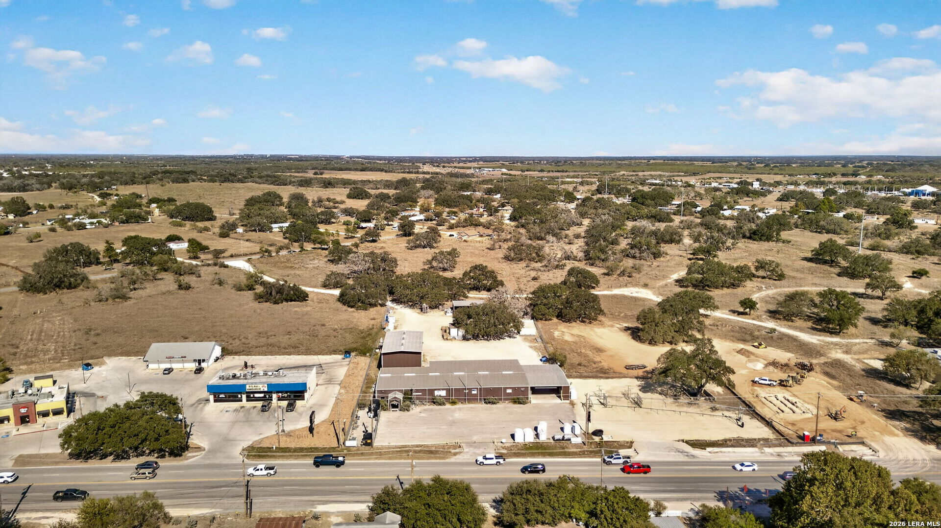 625 E Hondo Avenue Devine TX 78016