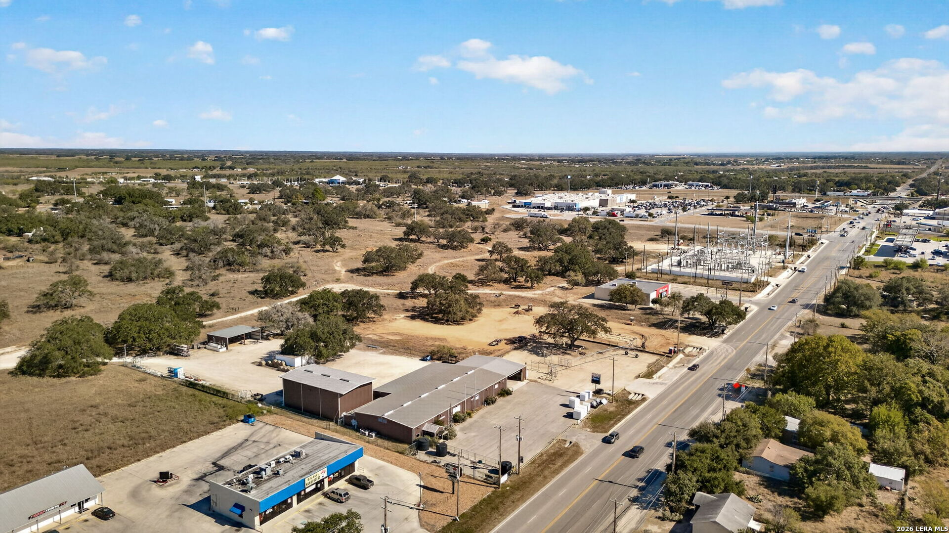 625 E Hondo Avenue Devine TX 78016