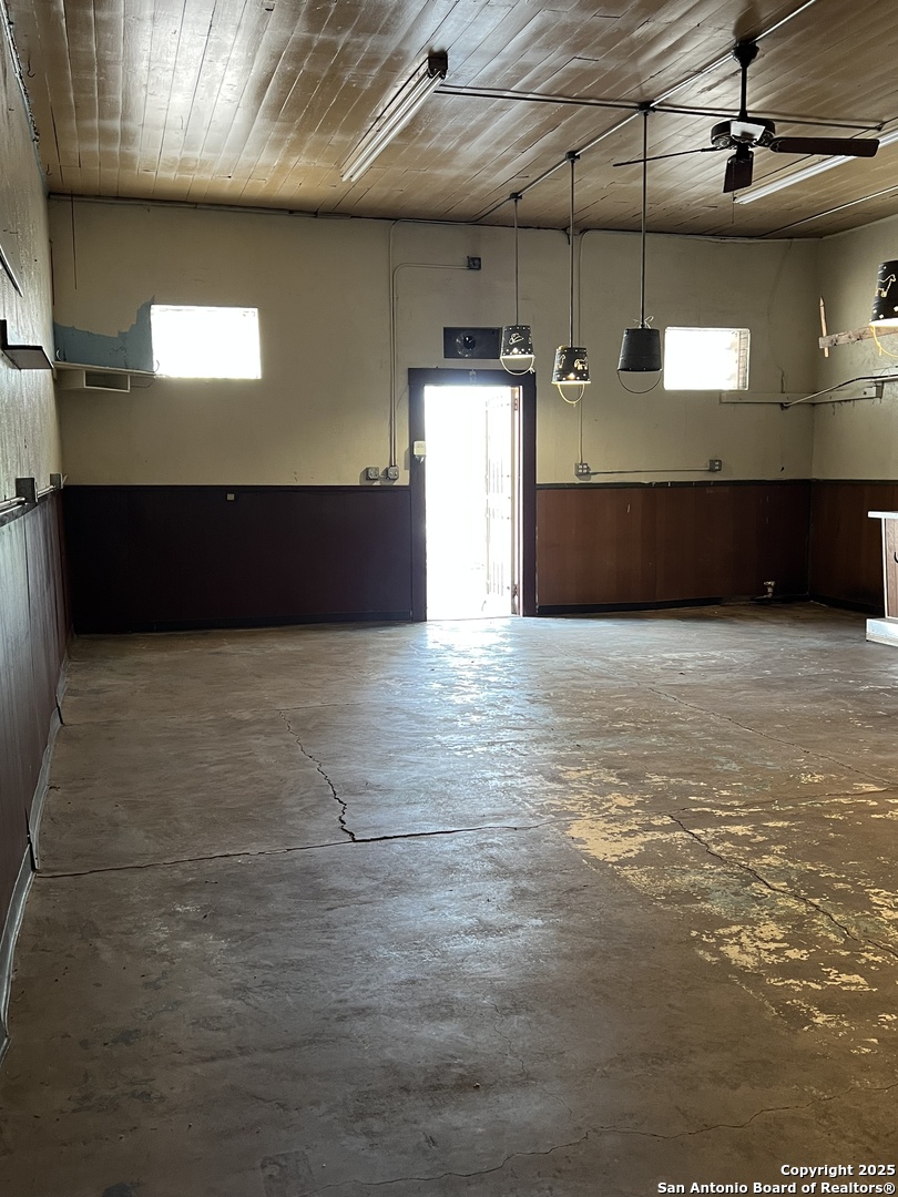 2636 County Road 128 Floresville TX 78114