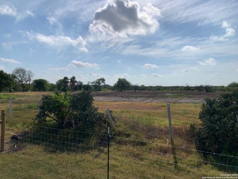 11696 S State Highway 16 San Antonio TX 78224