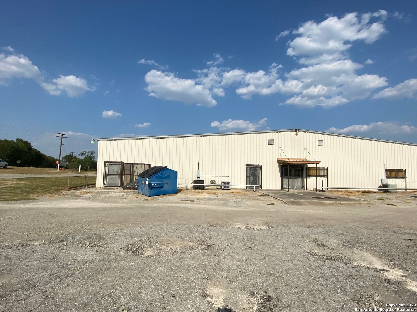 130 E Aransas Runge TX 78151