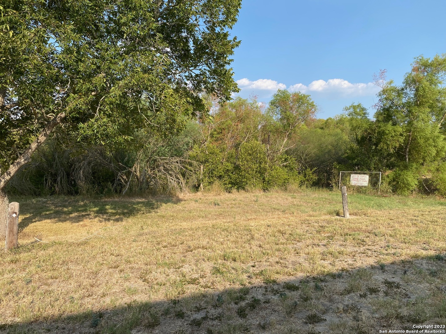 130 E Aransas Runge TX 78151