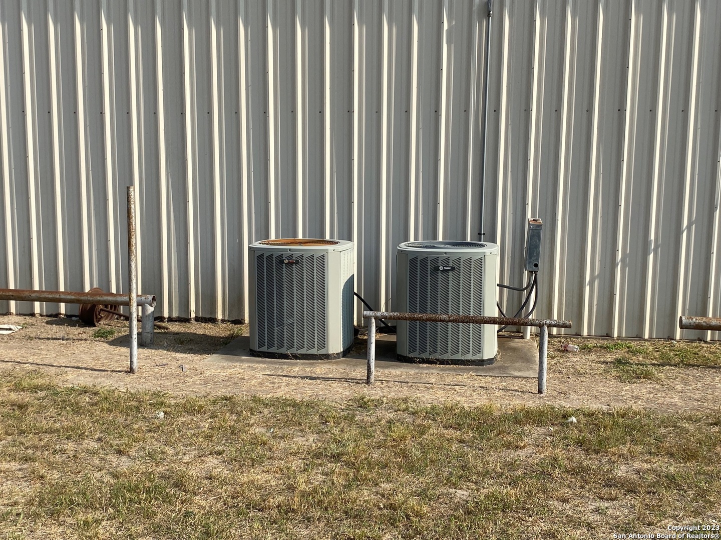 130 E Aransas Runge TX 78151