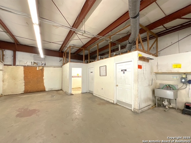 1205 Oak Street Jourdanton TX 78026