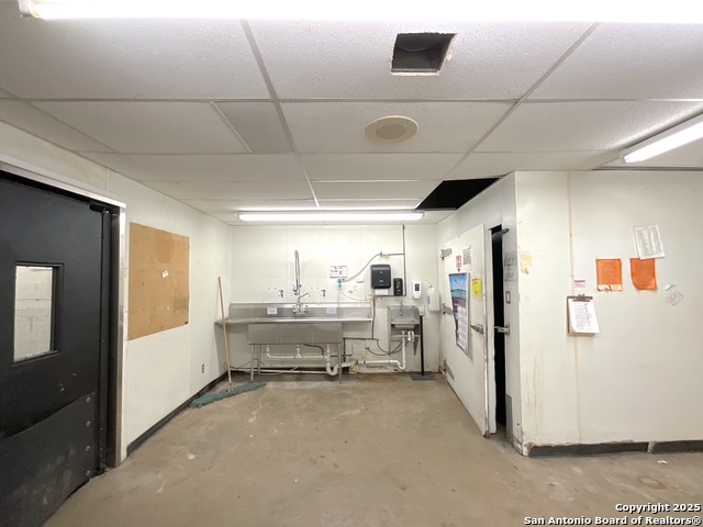 1205 Oak Street Jourdanton TX 78026