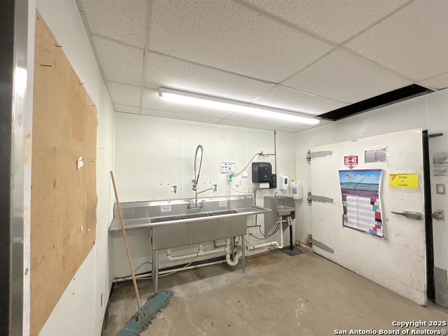 1205 Oak Street Jourdanton TX 78026