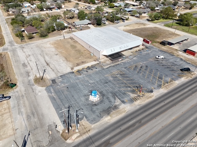 1205 Oak Street Jourdanton TX 78026