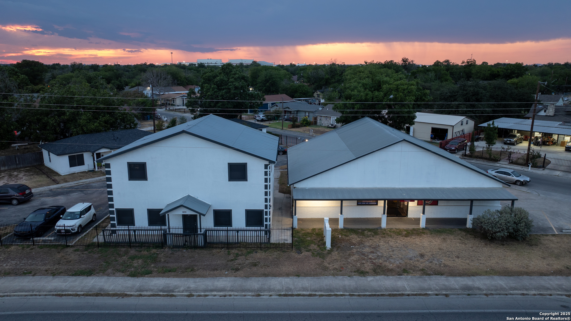 1103,1105,1113 New Laredo Highway San Antonio TX 78211