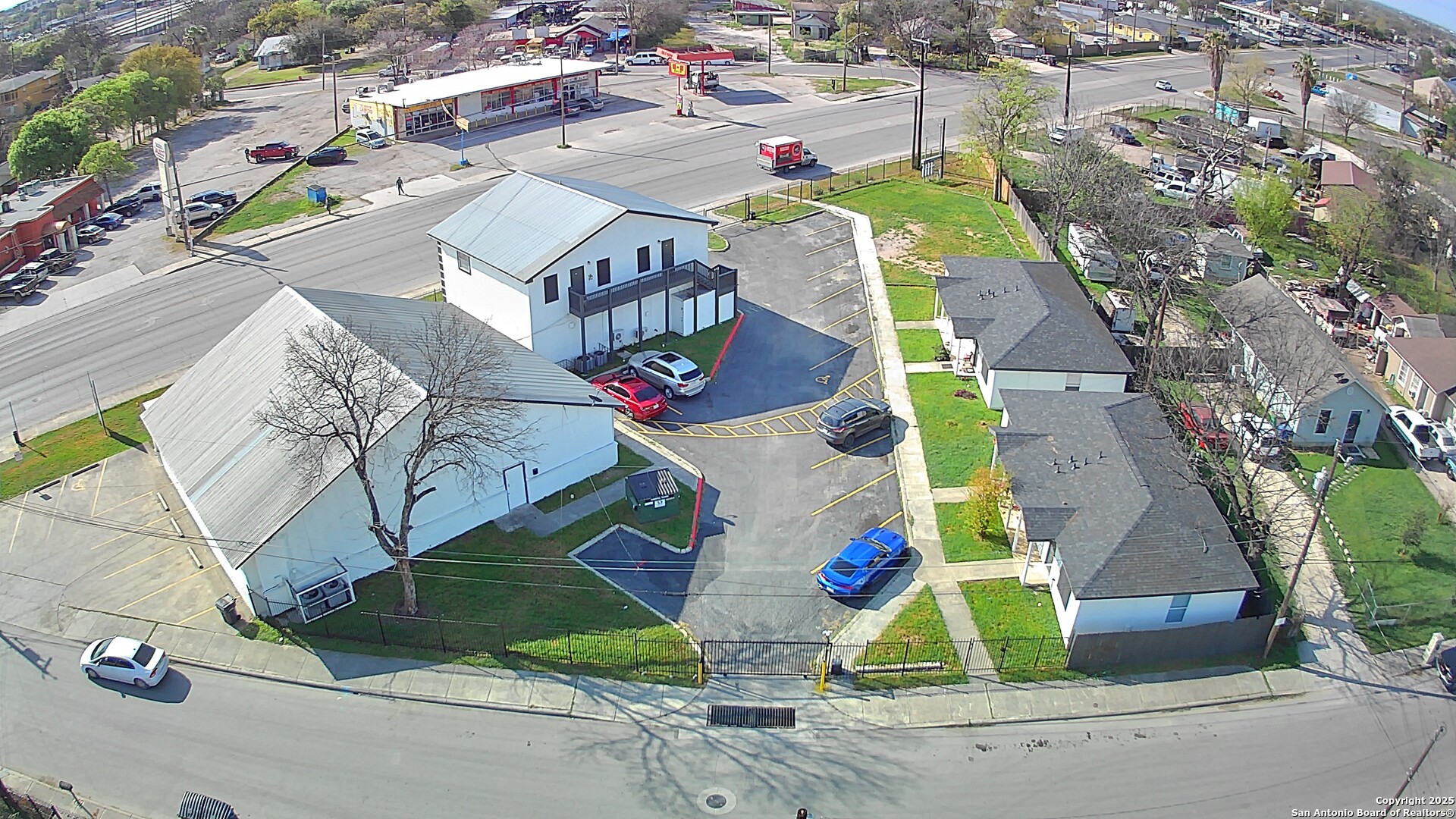 1103,1105,1113 New Laredo Highway San Antonio TX 78211