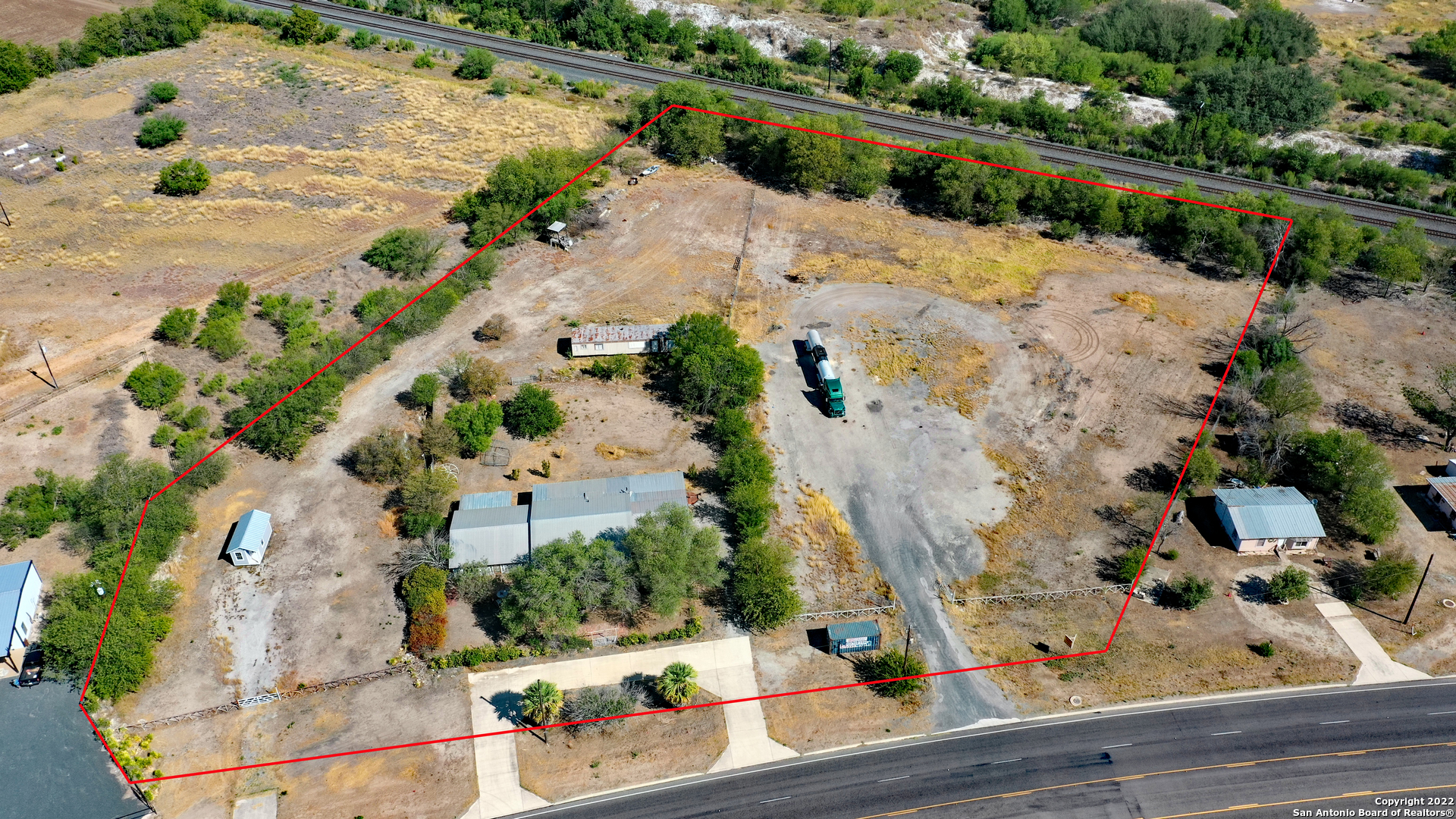 2906 Us Highway 90 Hondo TX 78861