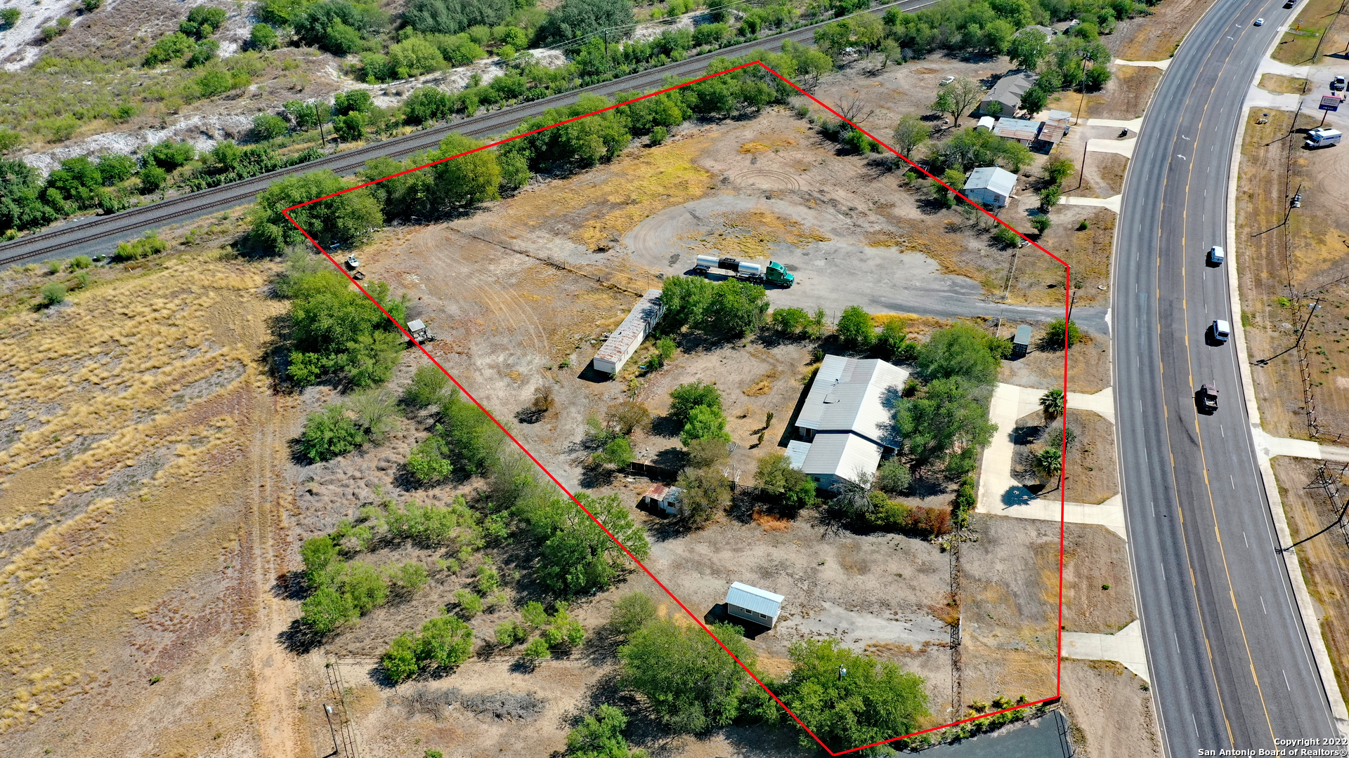 2906 Us Highway 90 Hondo TX 78861