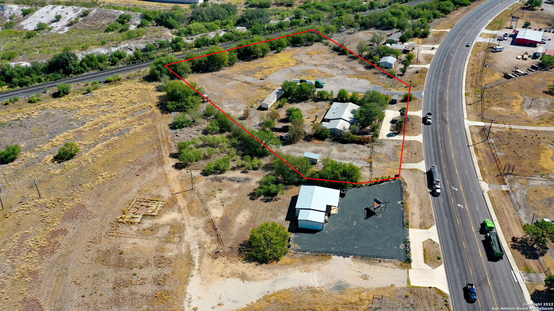 2906 Us Highway 90 Hondo TX 78861