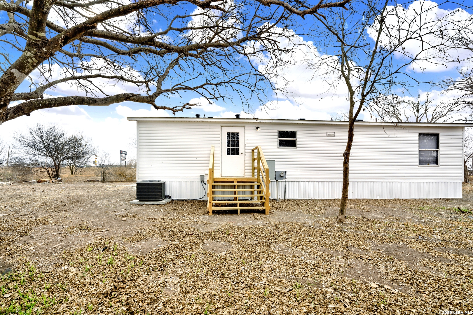 2806 Us Highway 90 Hondo TX 78861