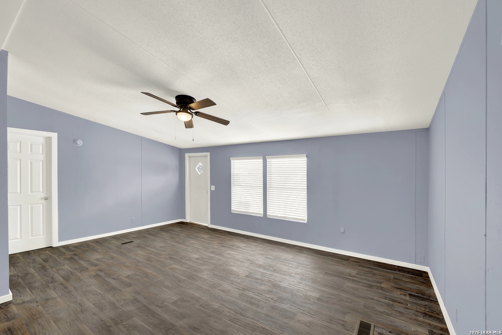 2806 Us Highway 90 Hondo TX 78861