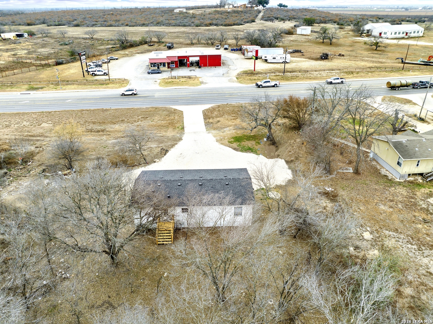 2806 Us Highway 90 Hondo TX 78861