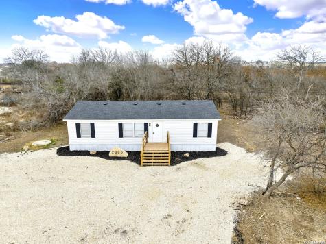 2806 Us Highway 90 Hondo TX 78861