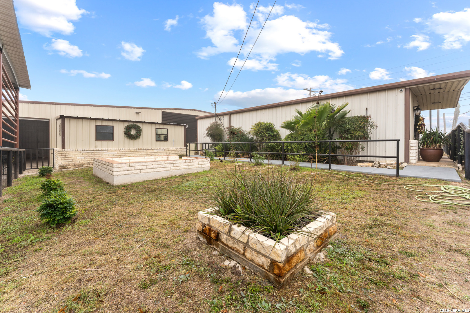 106 South Line Karnes City TX 78118