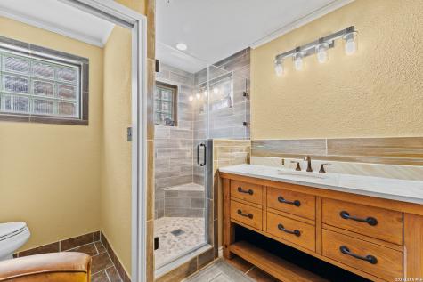 106 South Line Karnes City TX 78118