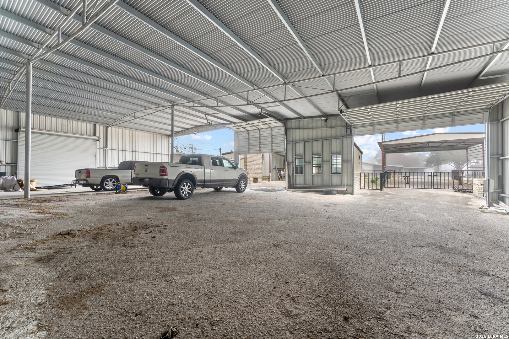 106 South Line Karnes City TX 78118