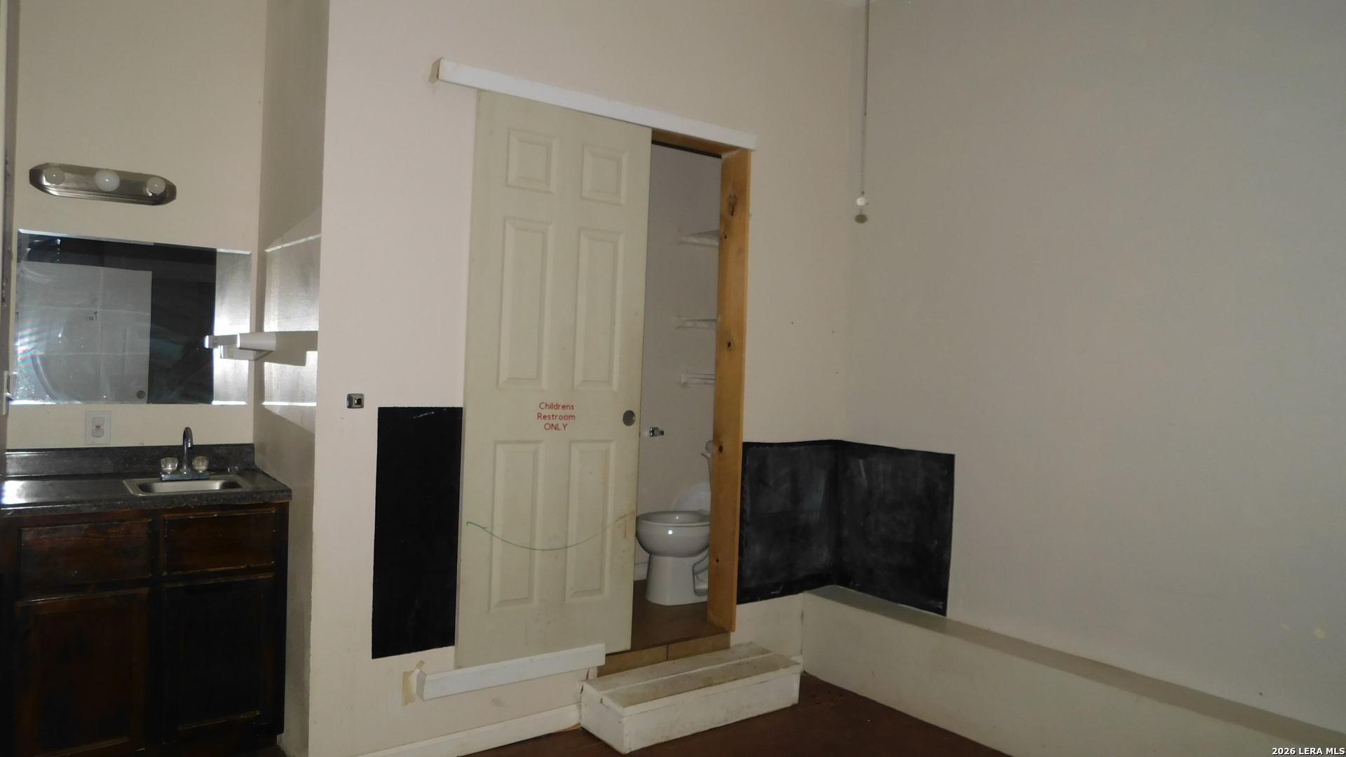 000 Avenue H Poteet TX 78065