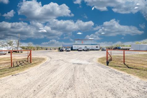 12310 Us Highway 87 Nixon TX 78140