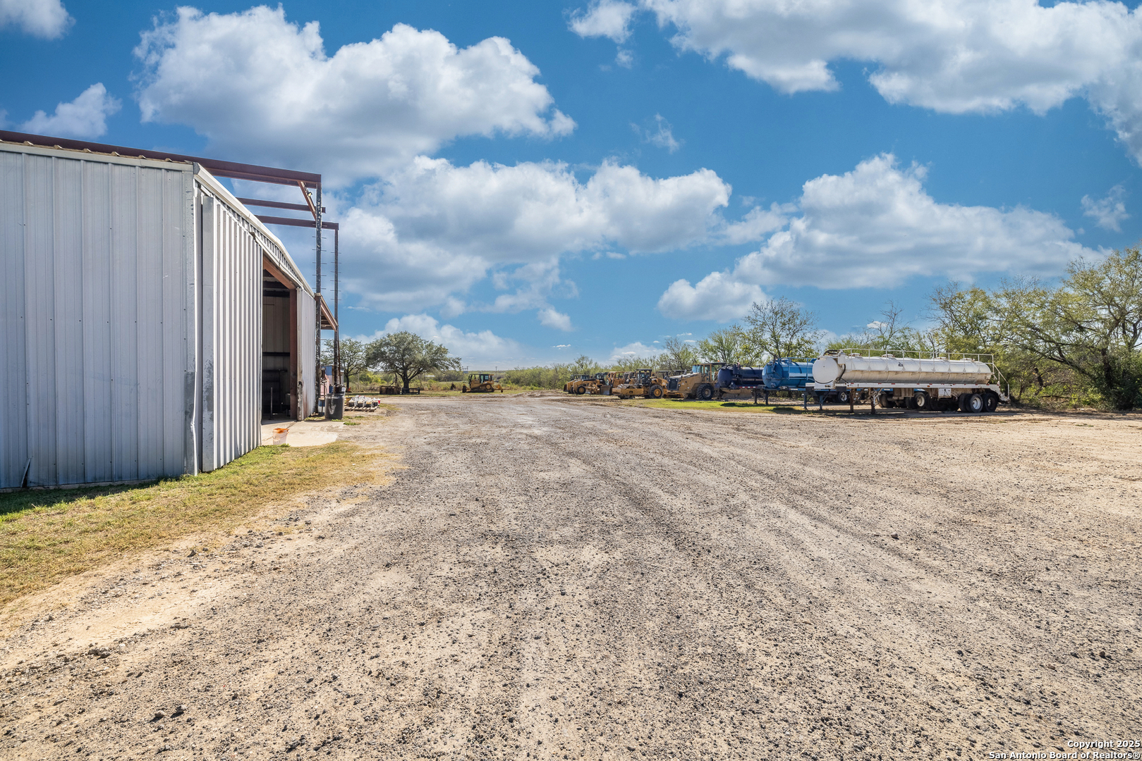 12310 Us Highway 87 Nixon TX 78140