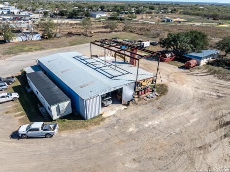 12310 Us Highway 87 Nixon TX 78140