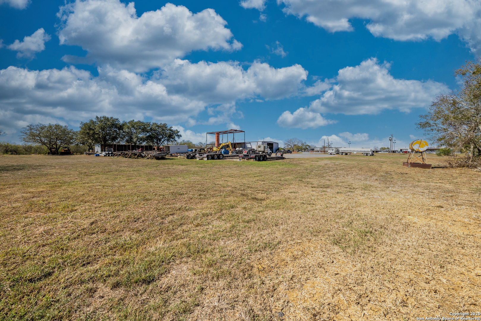 12310 Us Highway 87 Nixon TX 78140