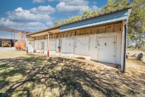 12310 Us Highway 87 Nixon TX 78140