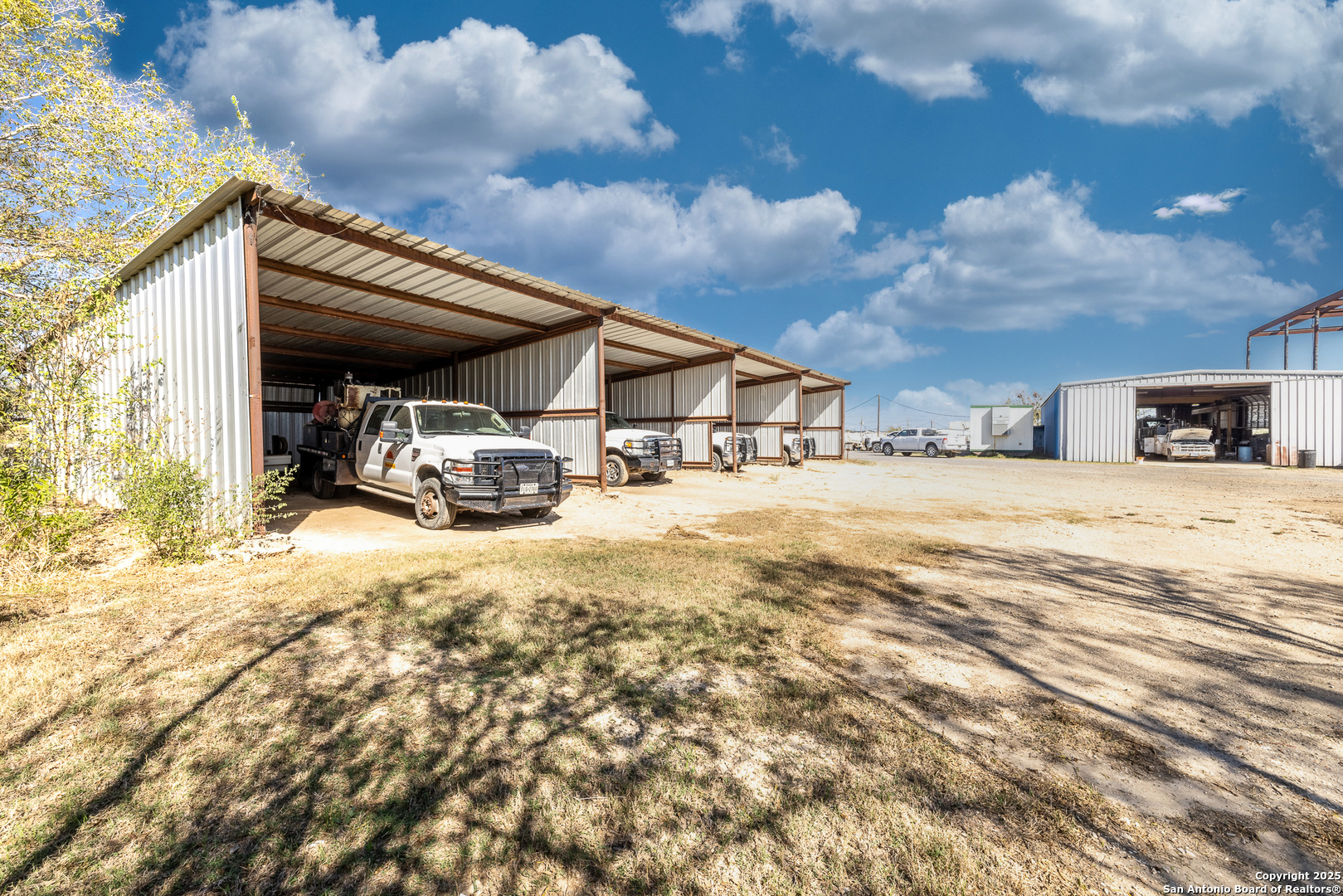 12310 Us Highway 87 Nixon TX 78140