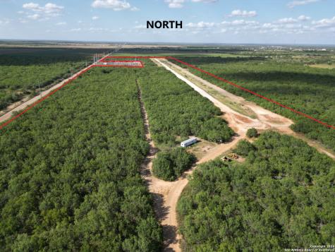 2486 W Sh 85 Dilley TX 78017