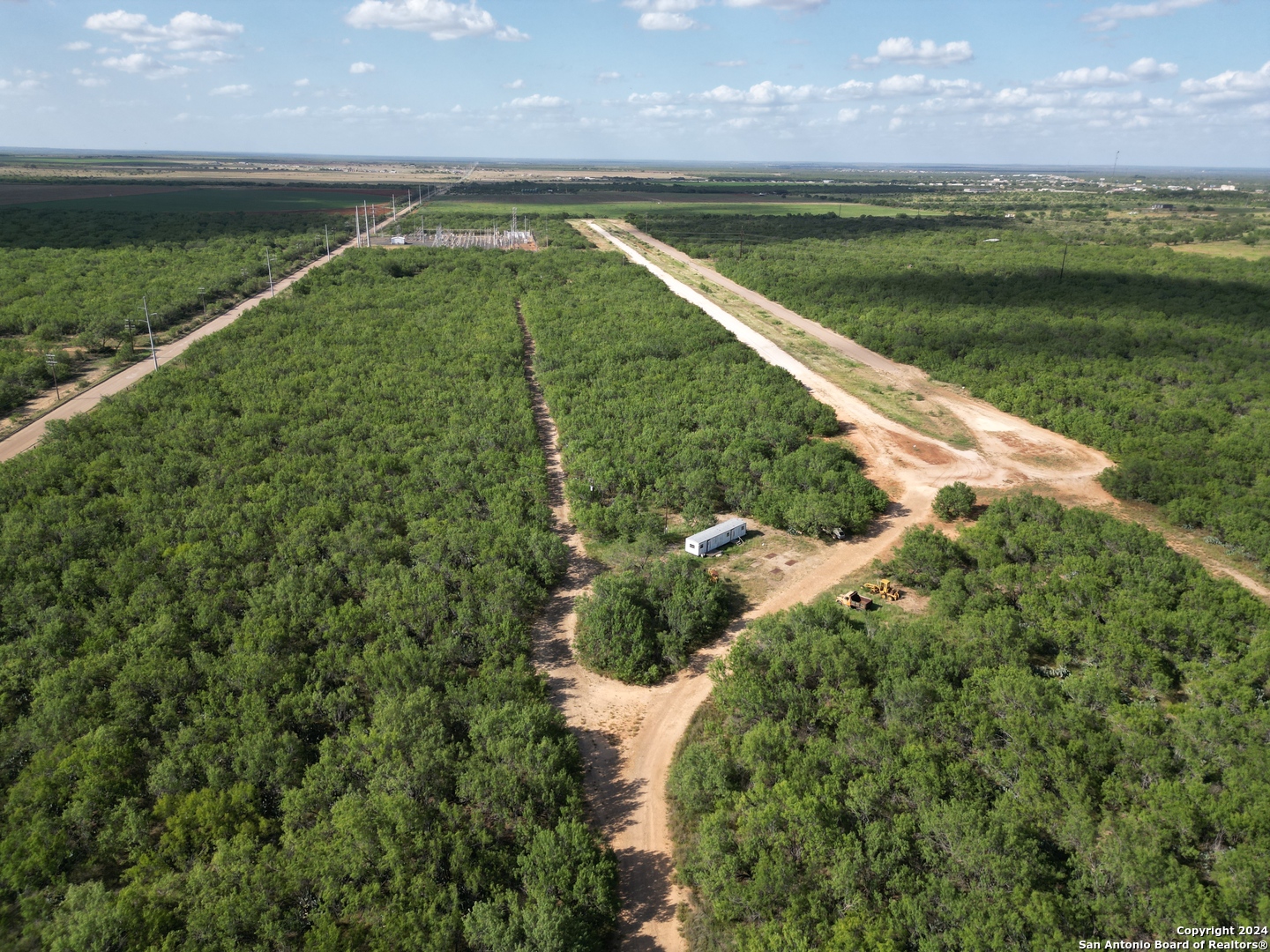 2486 W Sh 85 Dilley TX 78017