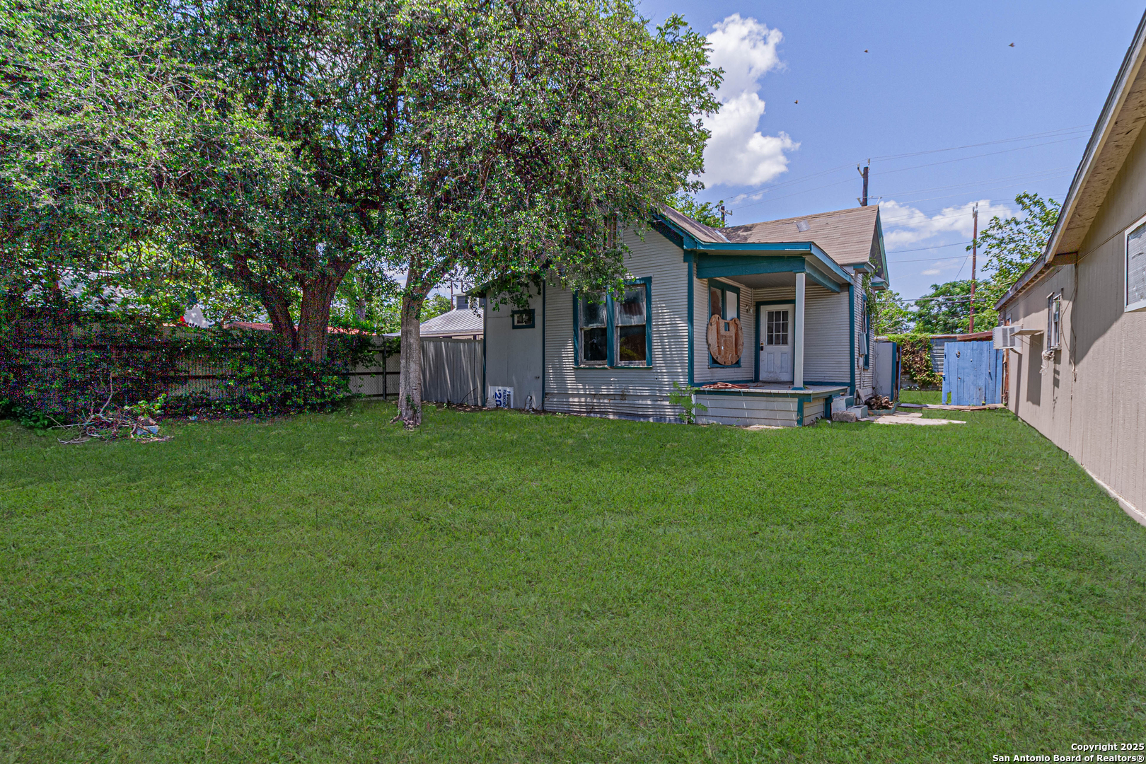 705 Roosevelt San Antonio TX 78210