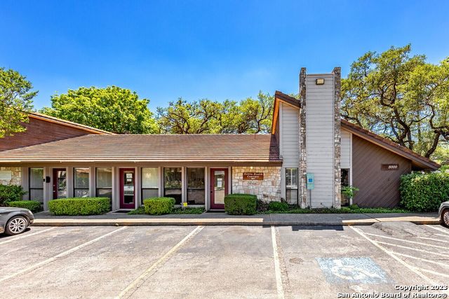 8000 West Avenue San Antonio TX 78213