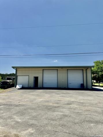 21680 Valley Park Drive Garden Ridge TX 78266