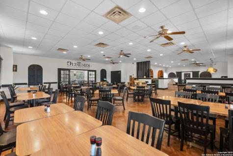 983 N Highway 123 Seguin TX 78155