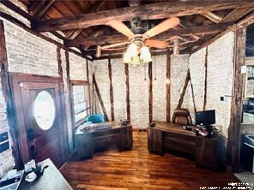 195 E Coll Street New Braunfels TX 78130