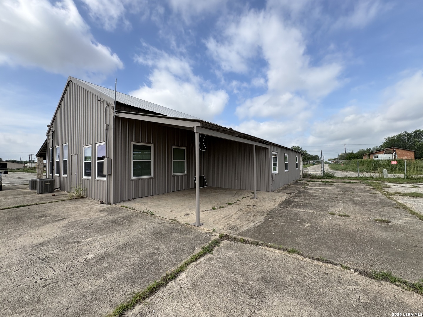 1500 Simmons Avenue Jourdanton TX 78026
