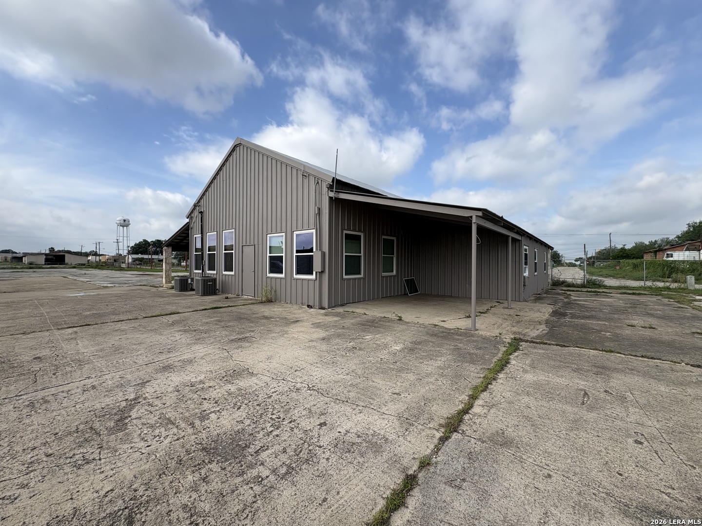 1500 Simmons Avenue Jourdanton TX 78026