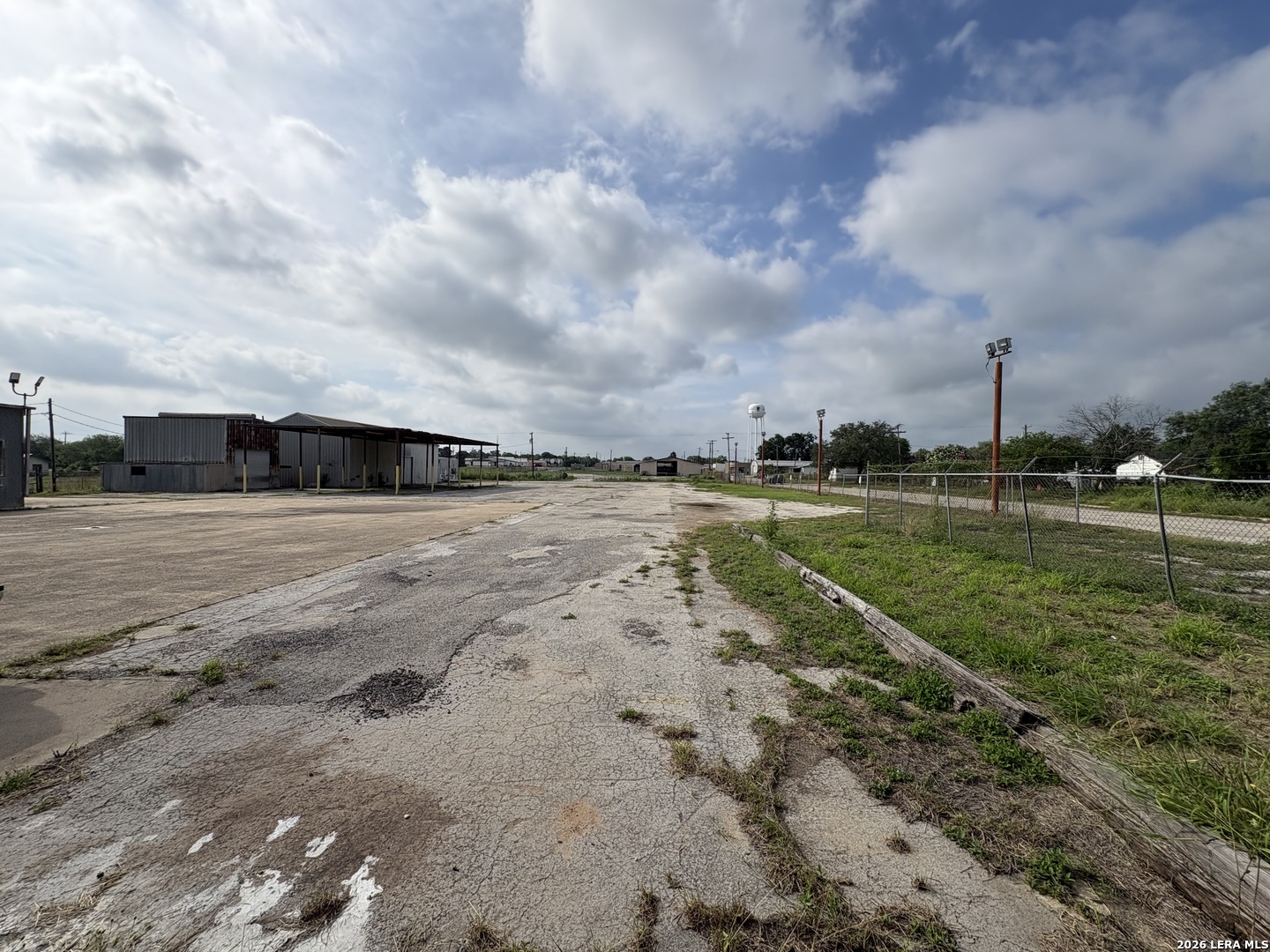 1500 Simmons Avenue Jourdanton TX 78026